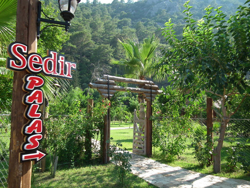 Sedir Palas Hotel Çıralı Luaran gambar